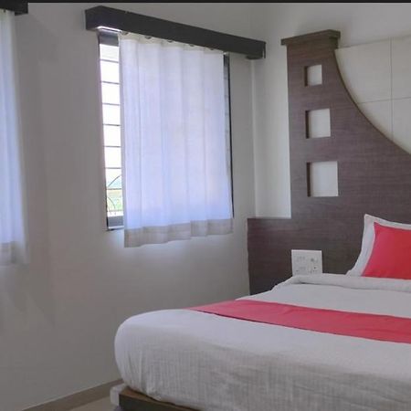 Hotel View Point Ajanta Екстериор снимка